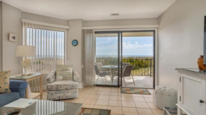 102 Sea Cloisters Oceanfront First Floor Condo Walk out to beach from back deck King 2 Twins